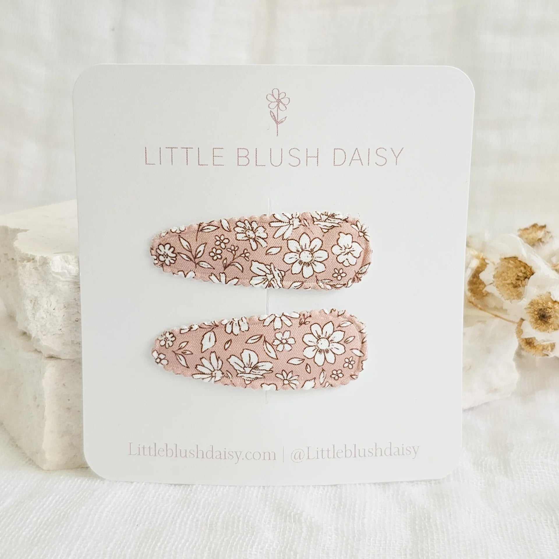 Blush daisy earrings deals